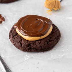 Crumbl Buckeye Brownie Cookie