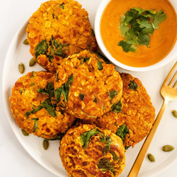 Pumpkin &amp; Spinach Oat Cakes