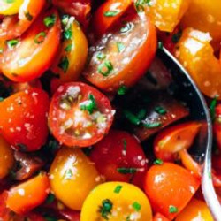 5-ingredient Marinated Tomatoes
