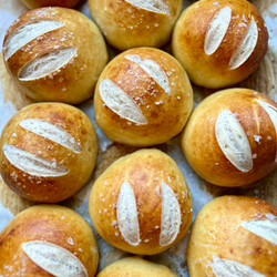 Sourdough Pretzel Rolls