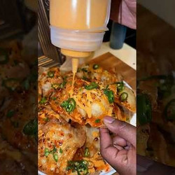 Viral Stuffed Crab Rangoon Nachos