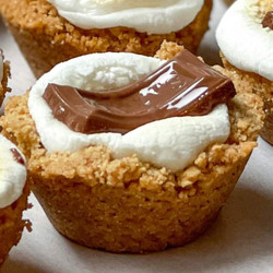 Easy S'mores Cookie Cups In Muffin Tin