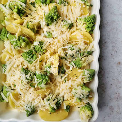Ovenschotel Met Romanesco En Aardappelschijfjes