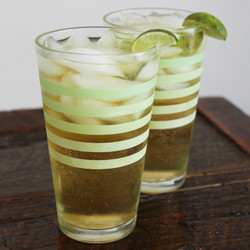 Yummiest Dark And Stormy With Ginger Ale Recipe
