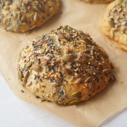 Overnight Oat Buns