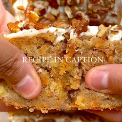 CARROT CAKE BANANA BREAD 🥕 ⁣
⁣