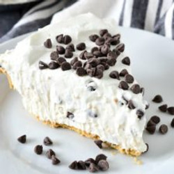 No-bake Cannoli Cream Pie