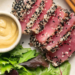 Sesame Crusted Air Fryer Tuna Steak With Wasabi Mayonnaise