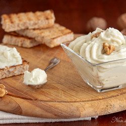 Salsa Crema Di Gorgonzola