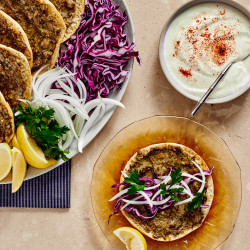 Quick Pita Lahmacun