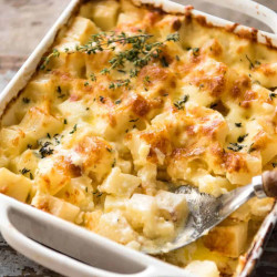 Easy Creamy Cheesy Potato Bake