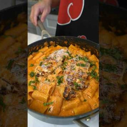 Rosé Pasta With Chicken Breast