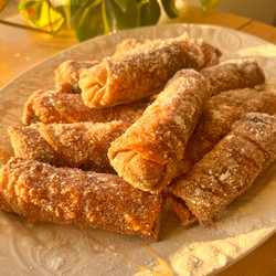 Banana Nutella Egg Rolls
