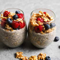 Walnut Chia Overnight Oats