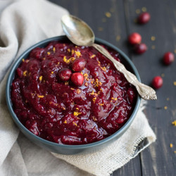 Honey Cranberry Sauce - Naturally Sweetened