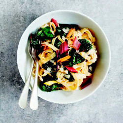Pasta Met Snijbiet, Chorizo En Daslook