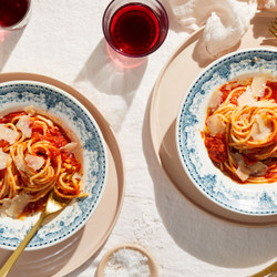 Marcella Hazan's Tomato Sauce With Onion &amp; Butter