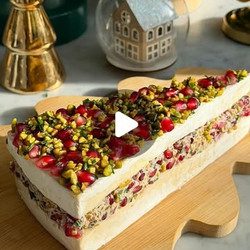 Brie Aux Grenades Et Pistaches - Apéro De Noël