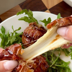 Pesto Prosciutto Bombs