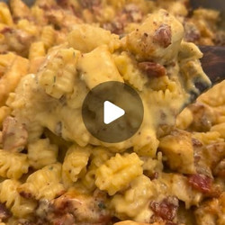 One Pan Bacon Ranch Cheddar Chicken Pasta