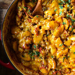Cheesy One Pot Beef And Potatoes