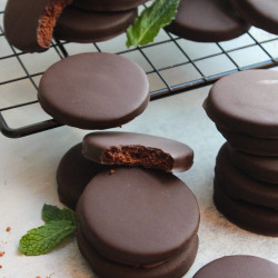 Copycat Thin Mint Cookies
