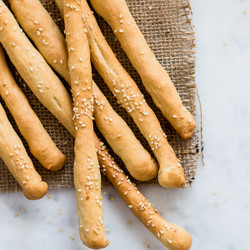 Crispy Italian Breadsticks (grissini) Recipe