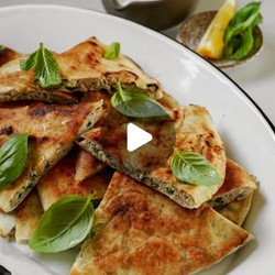 Chicken &amp; Feta Arayes