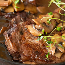 Cast Iron Pork Chops With Mushrooms, Red Wine &amp; Thyme