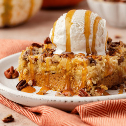 Easy Pumpkin Dump Cake