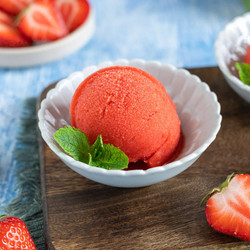Erdbeer-sorbet