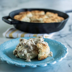 Biscuits And Sausage Pepper Gravy