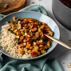 Coconut And Peanut Curry