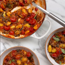One-Pot Tomato &amp; Gnocchi Bake
