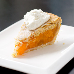Vanilla Bean Peach Pie