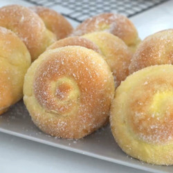 Fluffy Classic Ensaymada