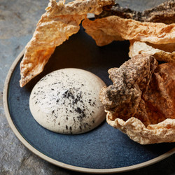 Fish Crackling With Smoked Tofu Dip