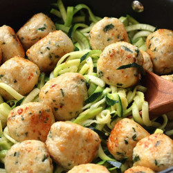 Garlic Butter Zoodles With Chicken Meatballs