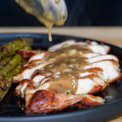 Chicken With Rosemary Garlic Pan Sauce