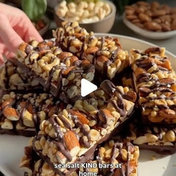 Dark Chocolate &amp; Sea Salt Nut Bars