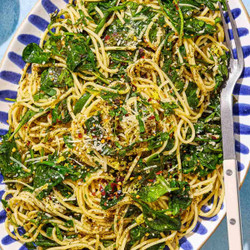 Spinach Pasta With Za’atar, Lemon, And Parsley