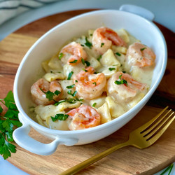 15-minute Cheese Ravioli With Shrimps And A Butter Garlic Sauce