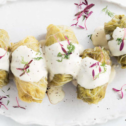 Slow-cooker Cabbage Rolls