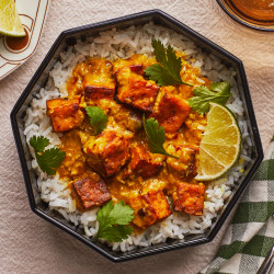 Crispy Tofu With Peanut Sauce