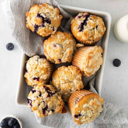 Blueberry Muffins With Crumb Topping