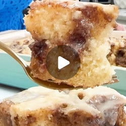 Cinnabon Cinnamon Roll Cake
