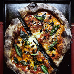 Tom Yum Margherita Pizza