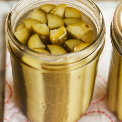 Easy Homemade Dill Pickles