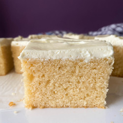 Supremely Soft And Fluffy Vanilla Cake