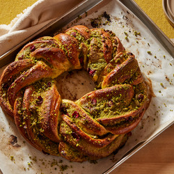 Pistachio Cranberry Wreath